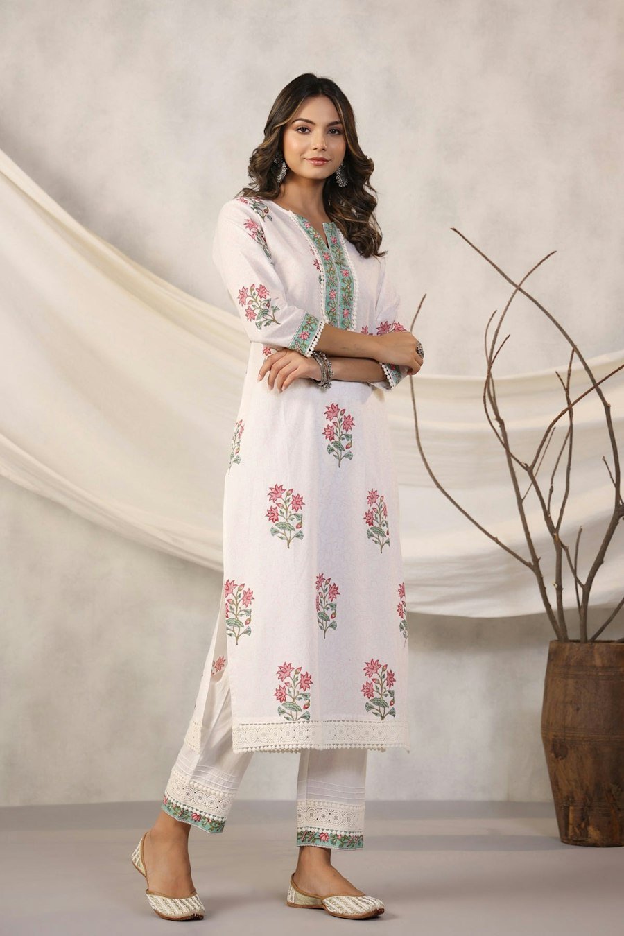 White floral kurti