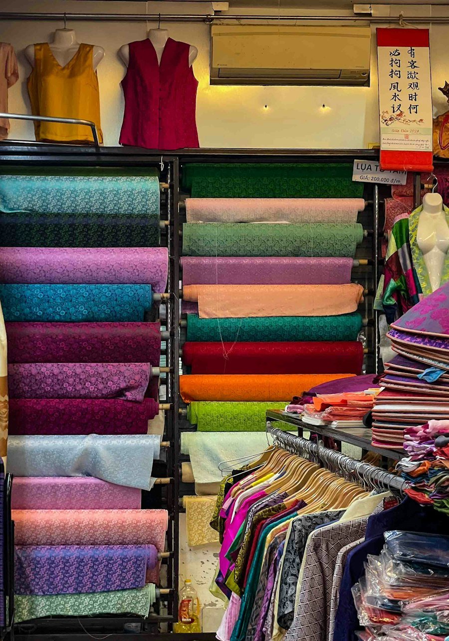 Colourful rubia and dress fabric rolls